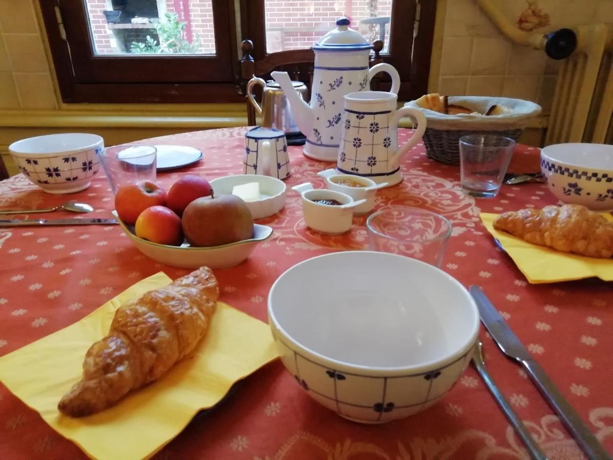 Bed and Breakfast La "charcuterie" GREBER Beauvais Exterior foto